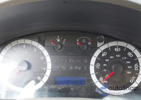 2011 Ford Escape Xlt z USA, uszkodzony, nr VIN 1FMCU9DG4BKA64865